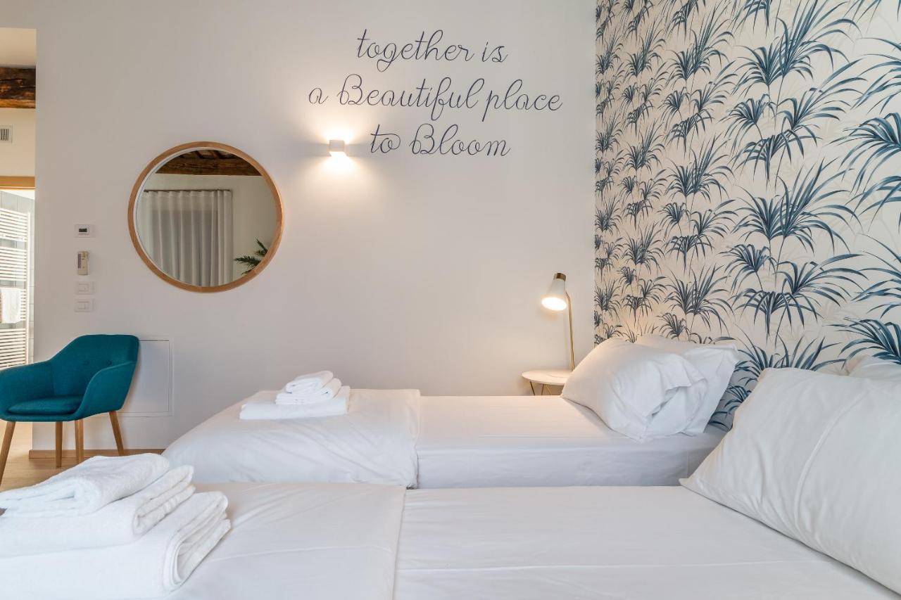 Guest house Blooms Botanical